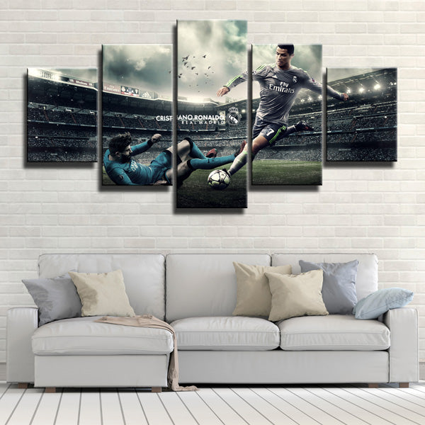 Real Madrid F.C.CR7 IS A LEGEND 5 Panel Canvas Wall Art Prints
